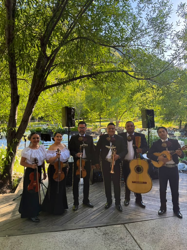 Mariachi Sonidos de mi Pueblo photo